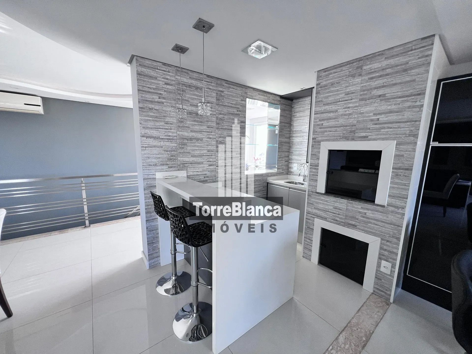 Cobertura, 3 quartos, 232 m² - Foto 4