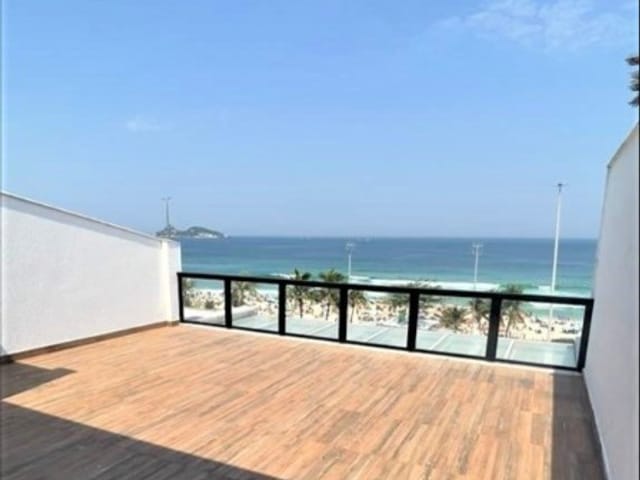 Cobertura / Penthouse com 370m² 4 quartos e 5 banheiros, à venda, no bairro Barra da Tijuca em Rio de Janeiro