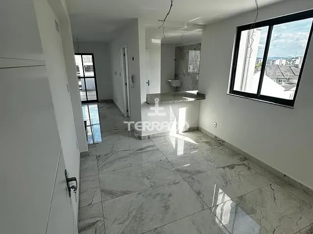 Cobertura / Penthouse 3 quartos e 3 banheiros, à venda, no bairro Jardim Amália em Volta Redonda