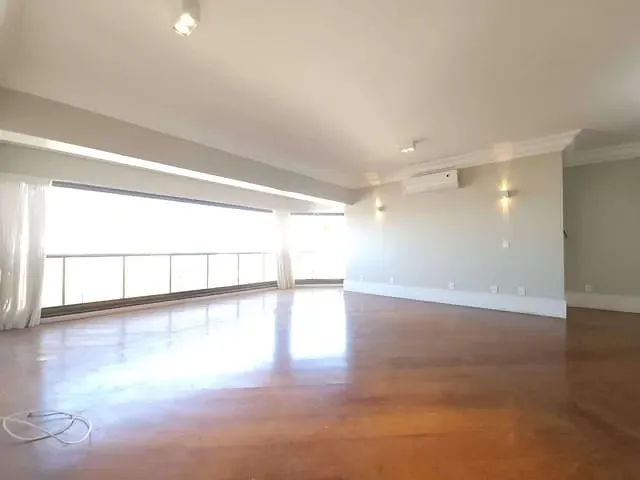 Cobertura / Penthouse 4 quartos e 6 banheiros, à venda, no bairro Cambuí em Campinas