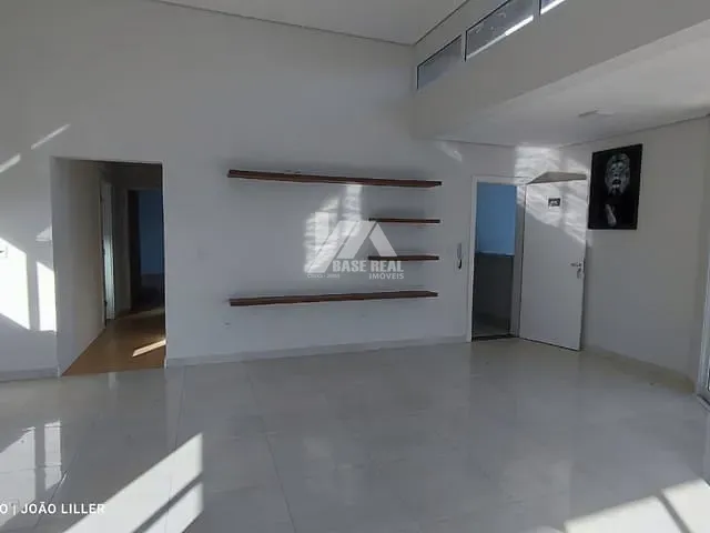 Cobertura / Penthouse com 109m² 3 quartos e 2 banheiros, à venda, no bairro Batel em Guarapuava
