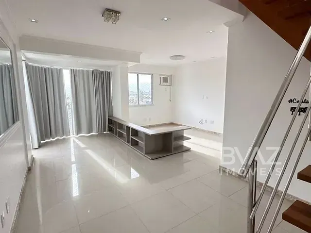 Cobertura / Penthouse com 196m² 3 quartos e 4 banheiros, à venda, no bairro Braga em Cabo Frio
