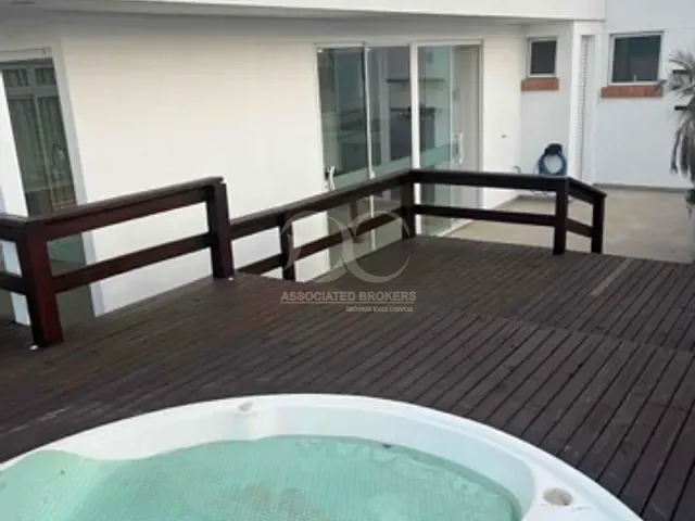 Cobertura / Penthouse com 254m² 3 quartos e 2 banheiros, à venda, no bairro Campeche em Florianópolis