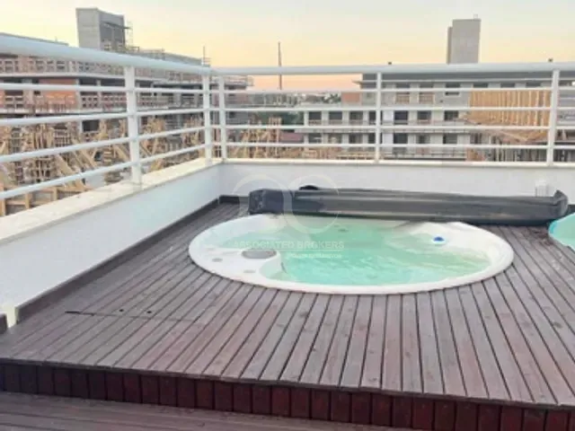 Cobertura / Penthouse com 254m² 3 quartos e 2 banheiros, à venda, no bairro Campeche em Florianópolis