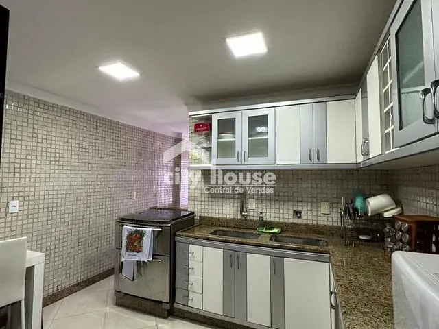 Cobertura / Penthouse 4 quartos e 5 banheiros, à venda, no bairro Praia de Itaparica em Vila Velha