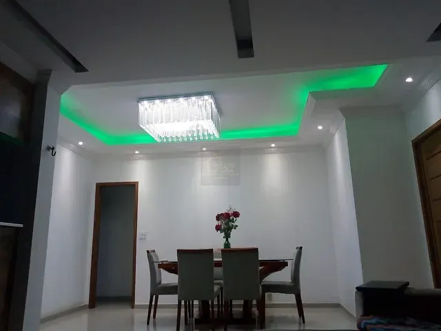 Cobertura / Penthouse com 300m² 4 quartos e 2 banheiros, à venda, no bairro Centro (Iguabinha) em Araruama
