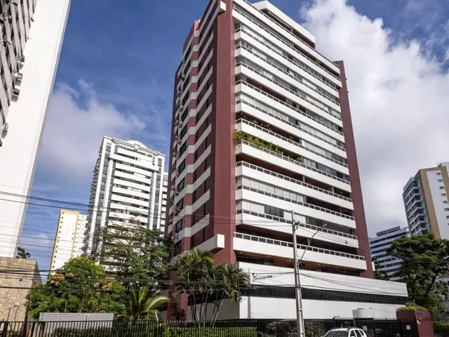 Cobertura / Penthouse 5 quartos e 7 banheiros, à venda, no bairro Pituba em Salvador