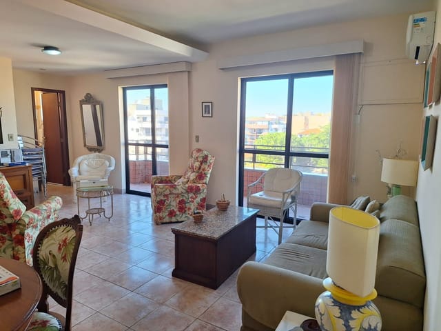 Cobertura / Penthouse 3 quartos e 2 banheiros, à venda, no bairro Passagem em Cabo Frio