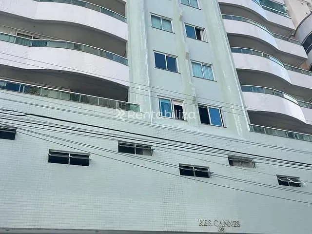 Cobertura / Penthouse 3 quartos e 4 banheiros, à venda, no bairro Centro em Balneário Camboriú
