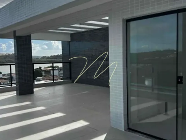 Cobertura / Penthouse com 250m² 3 quartos e 3 banheiros, à venda, no bairro Pontal em Ilhéus