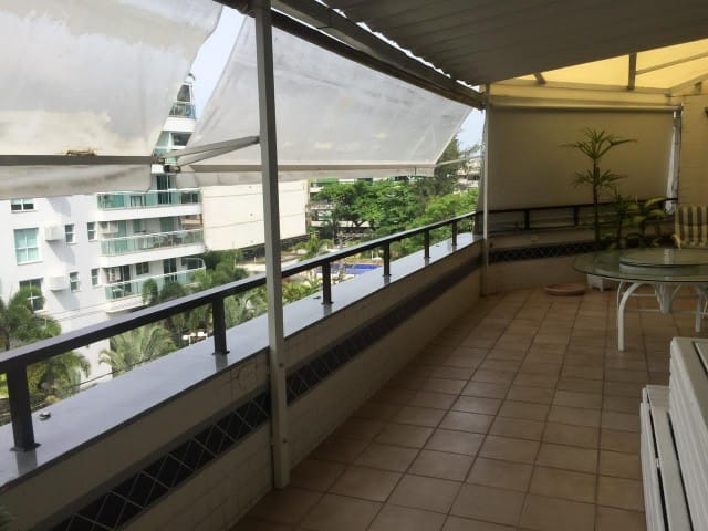 Cobertura / Penthouse 4 quartos e 3 banheiros, à venda, no bairro Barra da Tijuca em Rio de Janeiro
