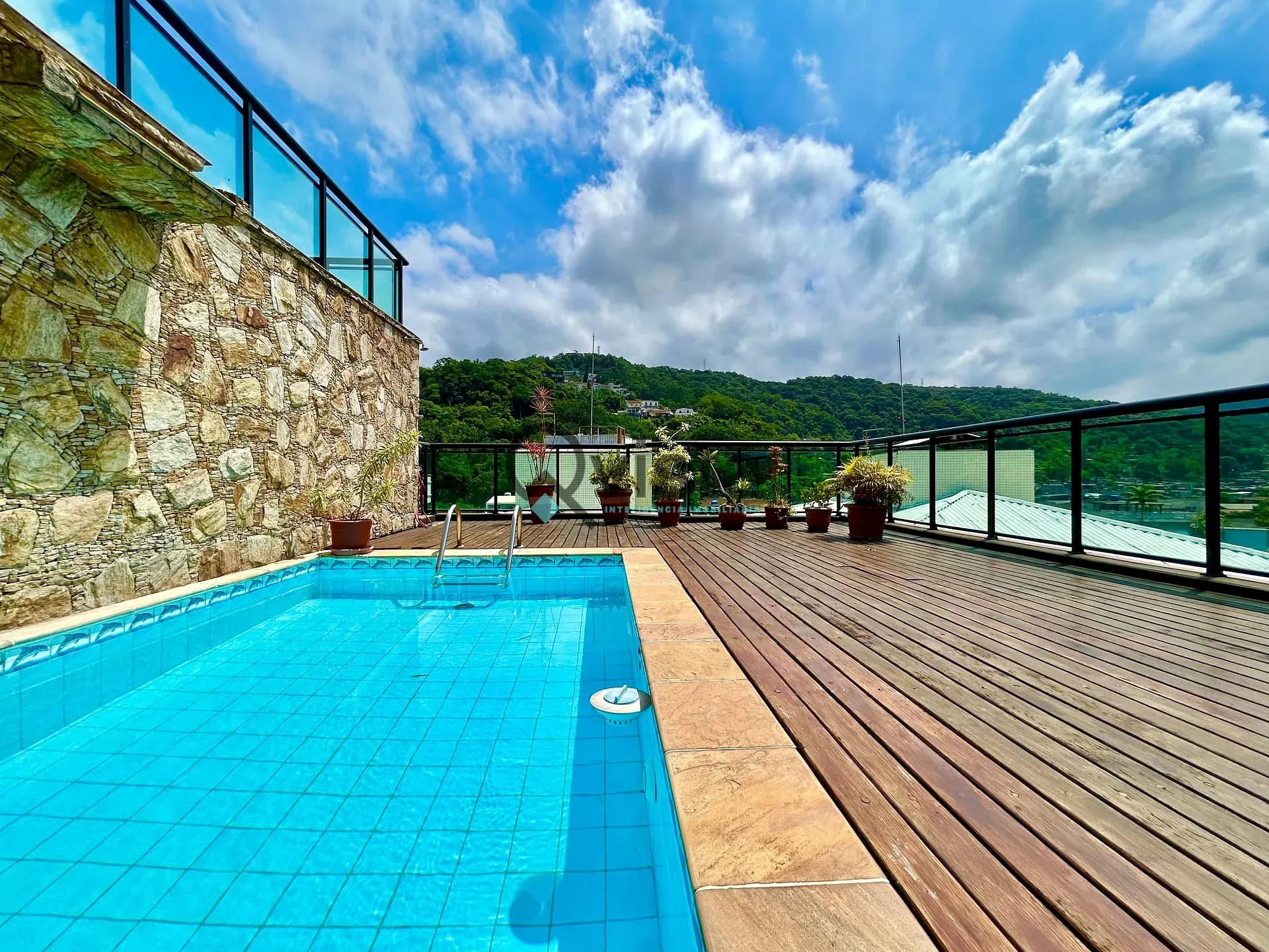 Cobertura, 3 quartos, 137 m² - Foto 1