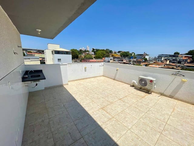 Cobertura / Penthouse 2 quartos e 1 banheiro, à venda, no bairro Guarani em Belo Horizonte