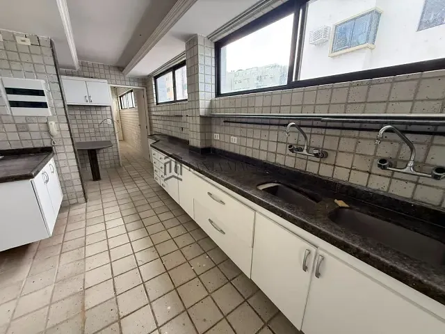 Cobertura / Penthouse 4 quartos e 5 banheiros, à venda, no bairro Boa Viagem em Recife