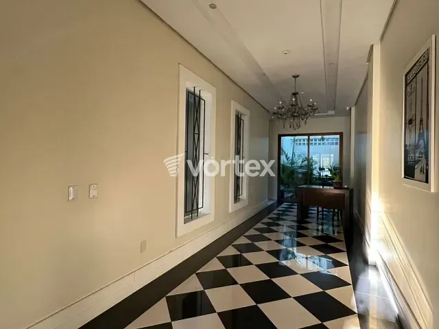 Cobertura / Penthouse com 195m² 3 quartos e 4 banheiros, à venda ou para alugar, no bairro Centro em Uruguaiana