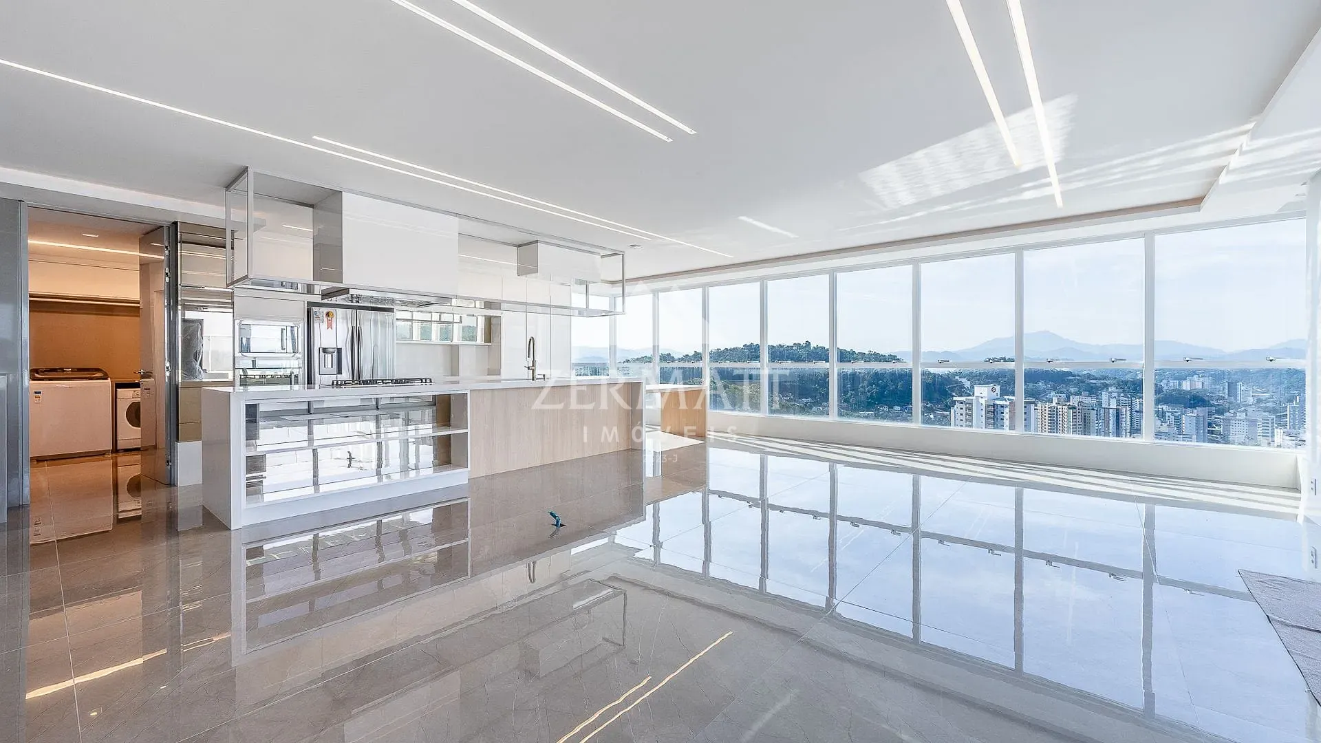 COBERTURA PLANA COM JACUZZI — foto 3