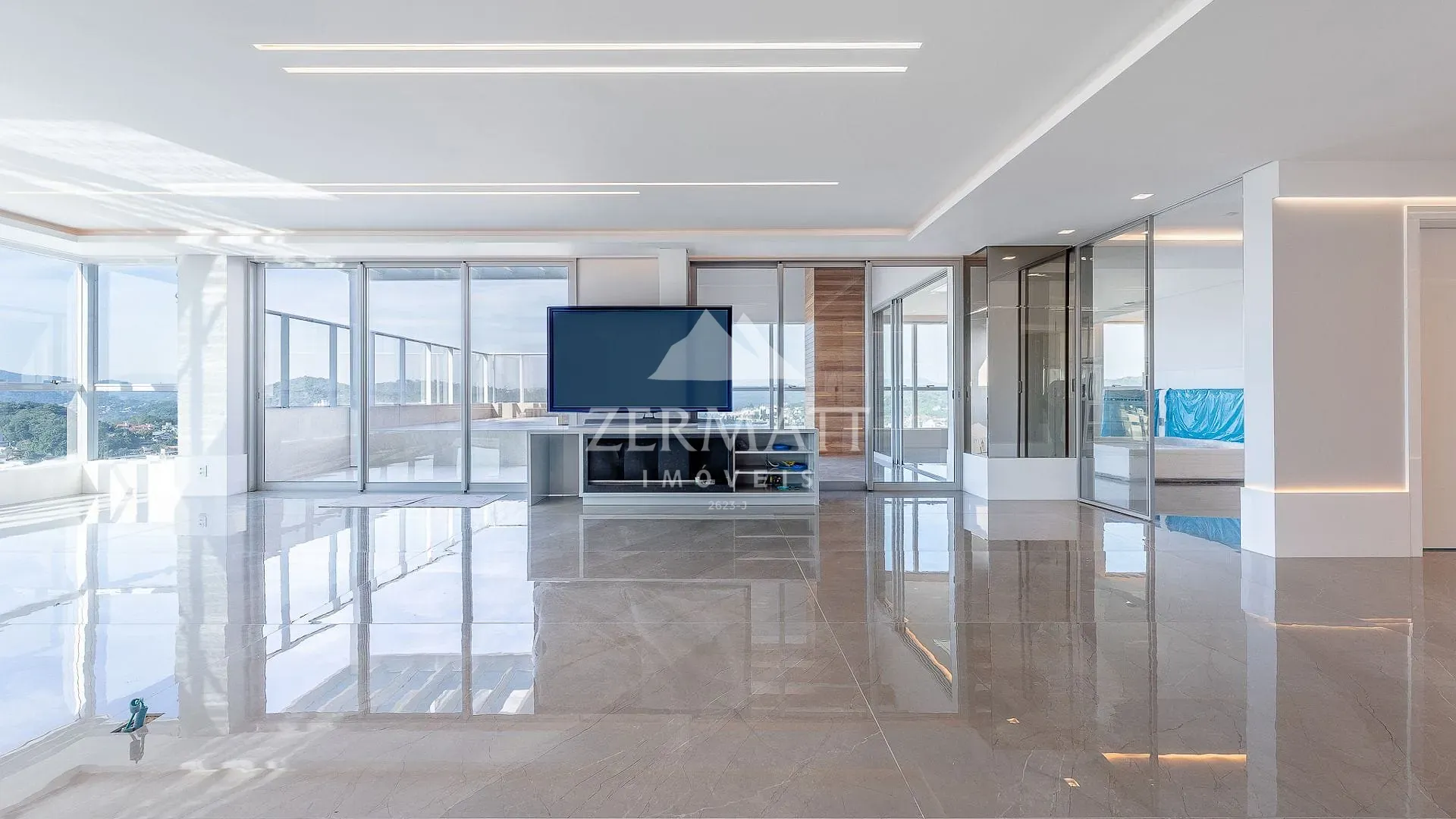 COBERTURA PLANA COM JACUZZI — foto 4