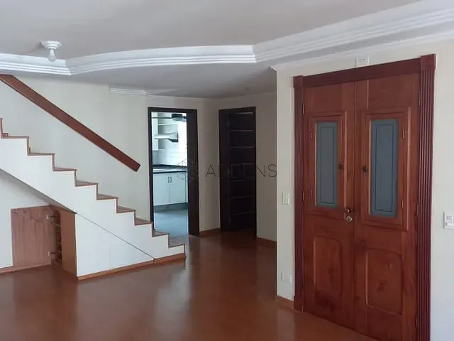 Cobertura / Penthouse 4 quartos e 5 banheiros, à venda, no bairro Campo Belo em São Paulo