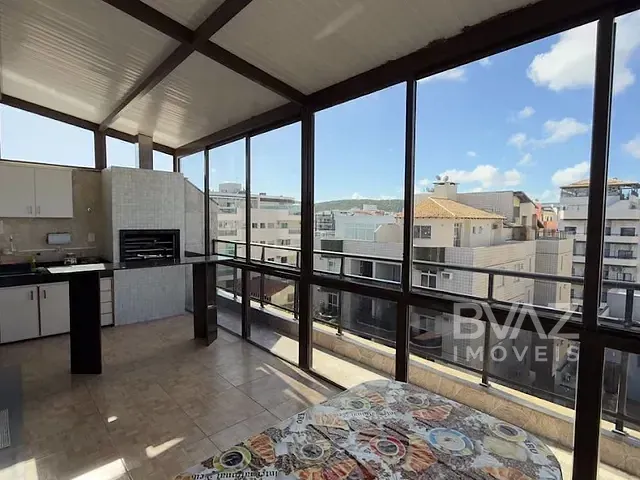Cobertura / Penthouse com 270m² 4 quartos e 3 banheiros, à venda, no bairro Passagem em Cabo Frio