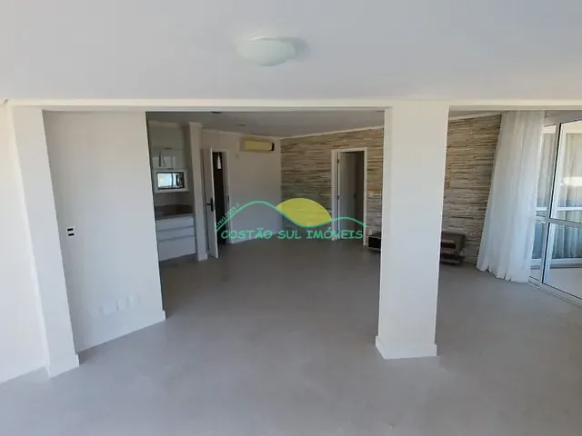 Cobertura / Penthouse com 141m² 2 quartos e 2 banheiros, à venda, no bairro Morro das Pedras em Florianópolis