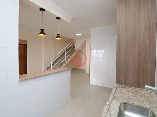 Cobertura / Penthouse com 127m² 3 quartos e 2 banheiros, à venda, no bairro Jardim Marina em Mongaguá
