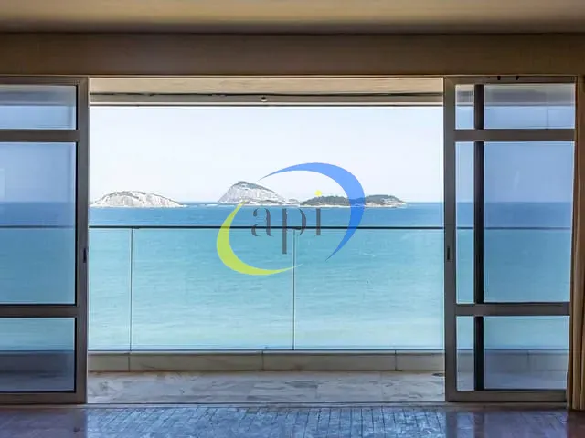 Apartamento 4 quartos e 2 banheiros, à venda, no bairro Ipanema em Rio de Janeiro