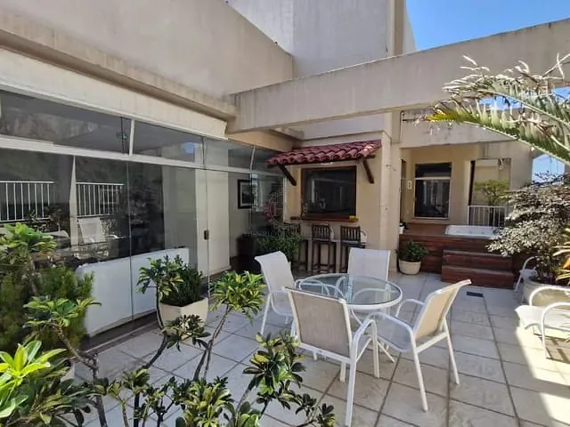 Cobertura / Penthouse 4 quartos e 4 banheiros, à venda, no bairro Lagoa em Rio de Janeiro