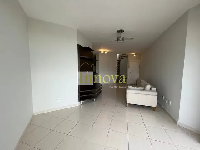 Cobertura / Penthouse com 194m² 4 quartos e 3 banheiros, à venda, no bairro Indaiá em Caraguatatuba