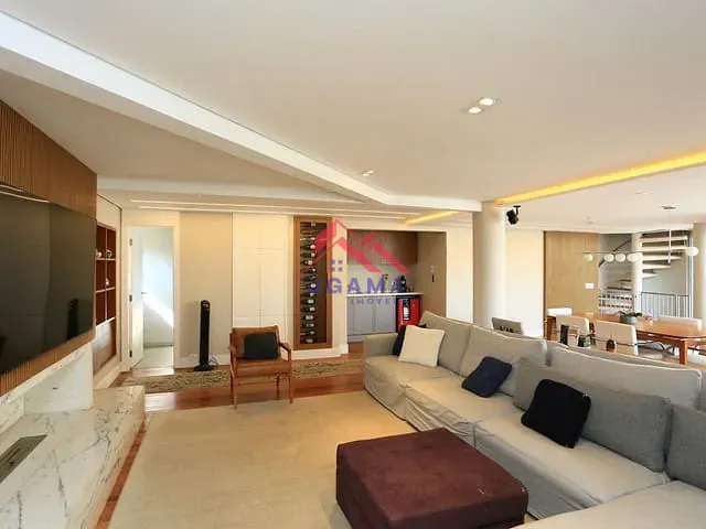 Cobertura / Penthouse 3 quartos e 5 banheiros, à venda, no bairro Real Parque em São Paulo