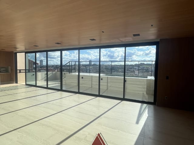 Cobertura / Penthouse 4 quartos e 4 banheiros, à venda, no bairro Vila Flores em Franca