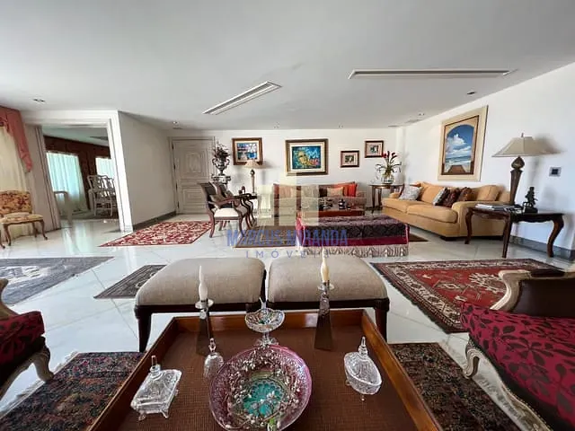 Cobertura / Penthouse com 888m² 5 quartos e 8 banheiros, à venda, no bairro Barra da Tijuca em Rio de Janeiro