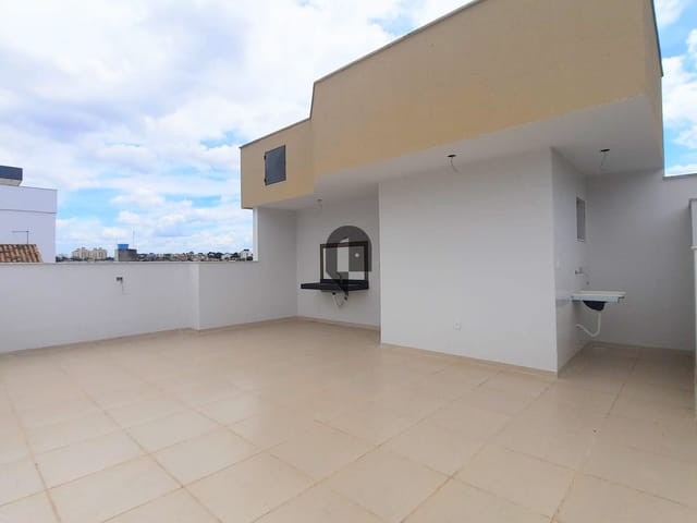 Cobertura / Penthouse com 142m² 3 quartos e 3 banheiros, à venda, no bairro Santa Branca em Não informado