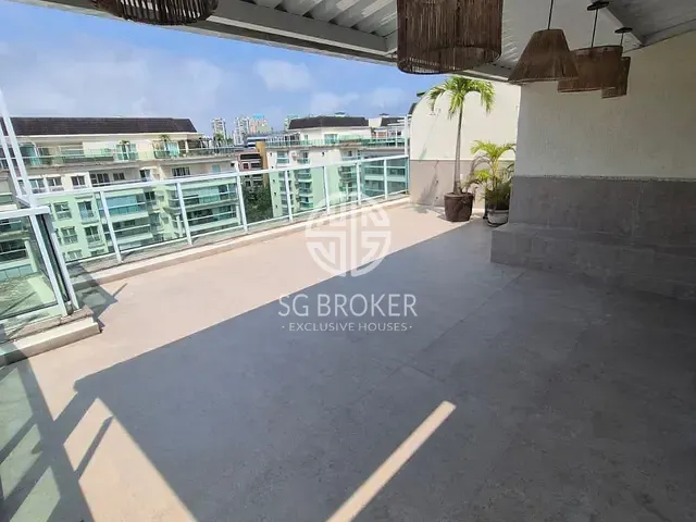 Cobertura / Penthouse com 200m² 4 quartos e 3 banheiros, à venda ou para alugar, no bairro Barra da Tijuca em Rio de Janeiro