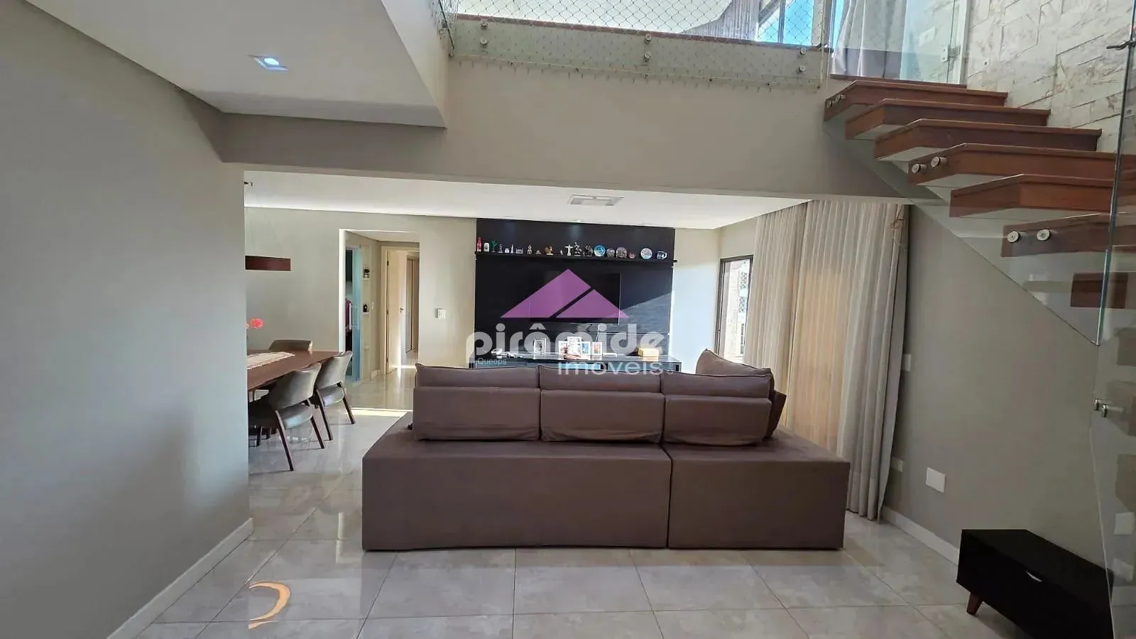 Cobertura, 3 quartos, 283 m² - Foto 4