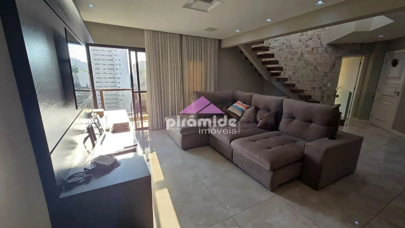 Cobertura, 3 quartos, 283 m² - Foto 2