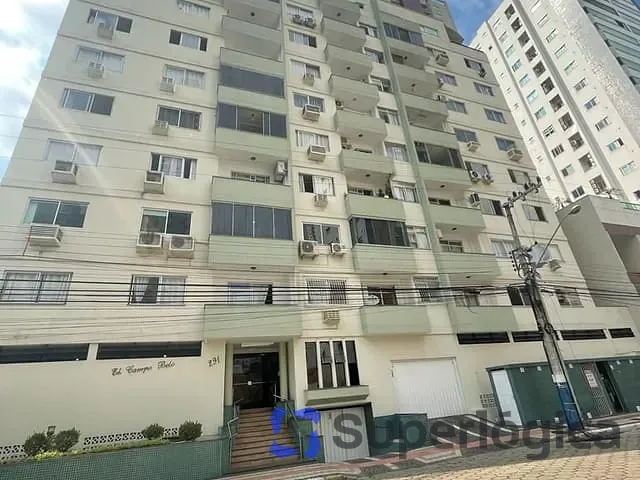 Cobertura / Penthouse com 205m² 4 quartos e 4 banheiros, à venda, no bairro Centro em Balneário Camboriú