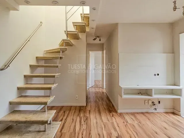 Cobertura / Penthouse com 113m² 2 quartos e 3 banheiros, à venda, no bairro Guaíra em Curitiba