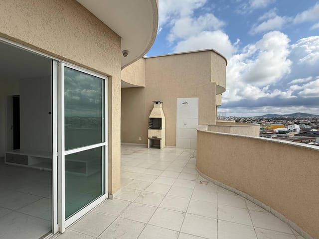 Cobertura / Penthouse 3 quartos e 3 banheiros, à venda, no bairro Braga em Cabo Frio