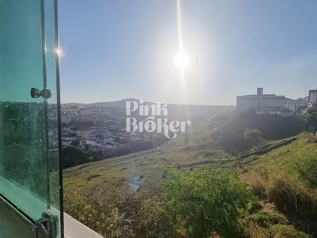 Cobertura / Penthouse com 120m² 2 quartos e 2 banheiros, à venda, no bairro Cabral em Contagem