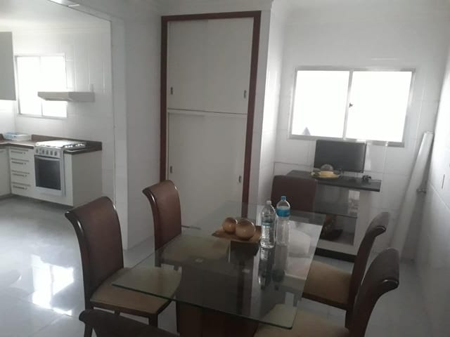 Cobertura / Penthouse com 218m² 3 quartos e 3 banheiros, para alugar, no bairro Centro em Campos dos Goytacazes
