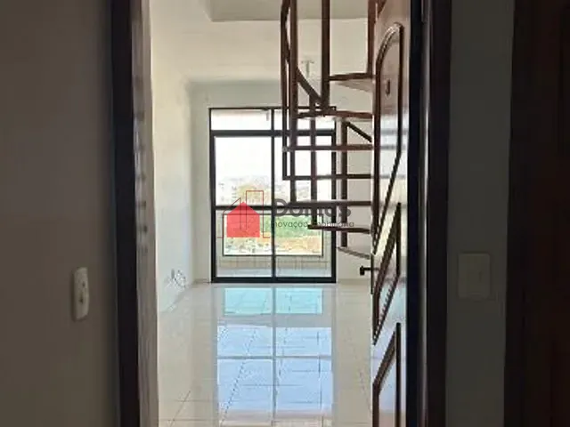 Cobertura / Penthouse 3 quartos e 2 banheiros, à venda, no bairro Centro em Pindamonhangaba