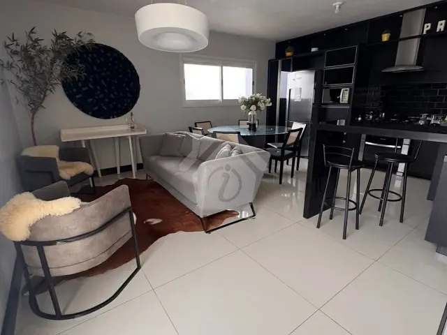 Cobertura / Penthouse com 192m² 3 quartos e 3 banheiros, para alugar, no bairro Canabarro em Teutônia