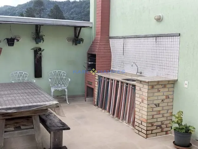 Cobertura / Penthouse com 190m² 3 quartos e 3 banheiros, à venda, no bairro Vila Militar em Petrópolis