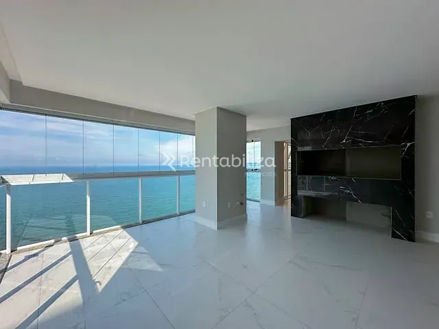 Cobertura / Penthouse 3 quartos e 4 banheiros, à venda, no bairro Meia Praia em Itapema