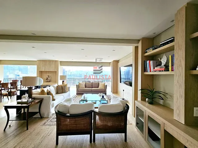 Cobertura / Penthouse 4 quartos e 6 banheiros, à venda, no bairro Vila Nova Conceição em São Paulo
