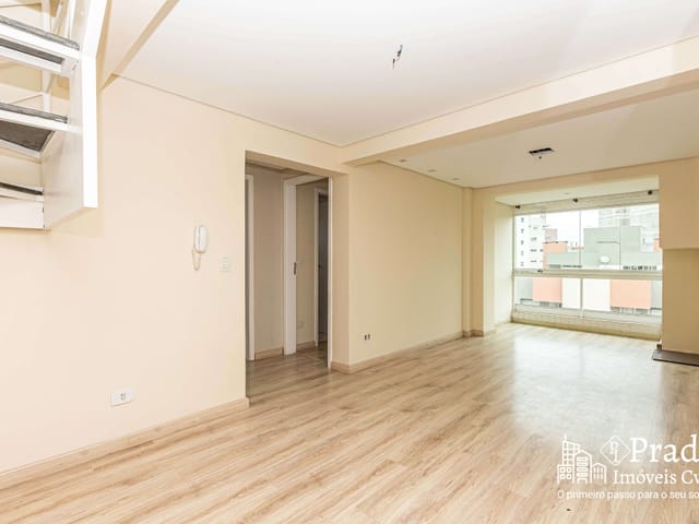 Cobertura / Penthouse 3 quartos e 3 banheiros, à venda, no bairro Juvevê em Curitiba