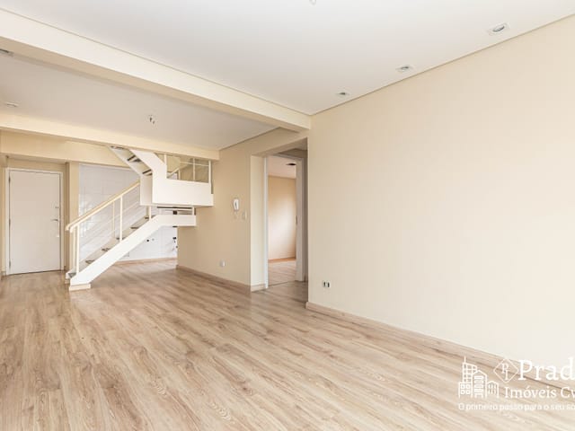 Cobertura / Penthouse 3 quartos e 3 banheiros, à venda, no bairro Juvevê em Curitiba