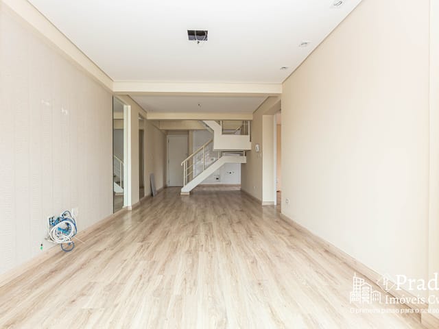 Cobertura / Penthouse 3 quartos e 3 banheiros, à venda, no bairro Juvevê em Curitiba