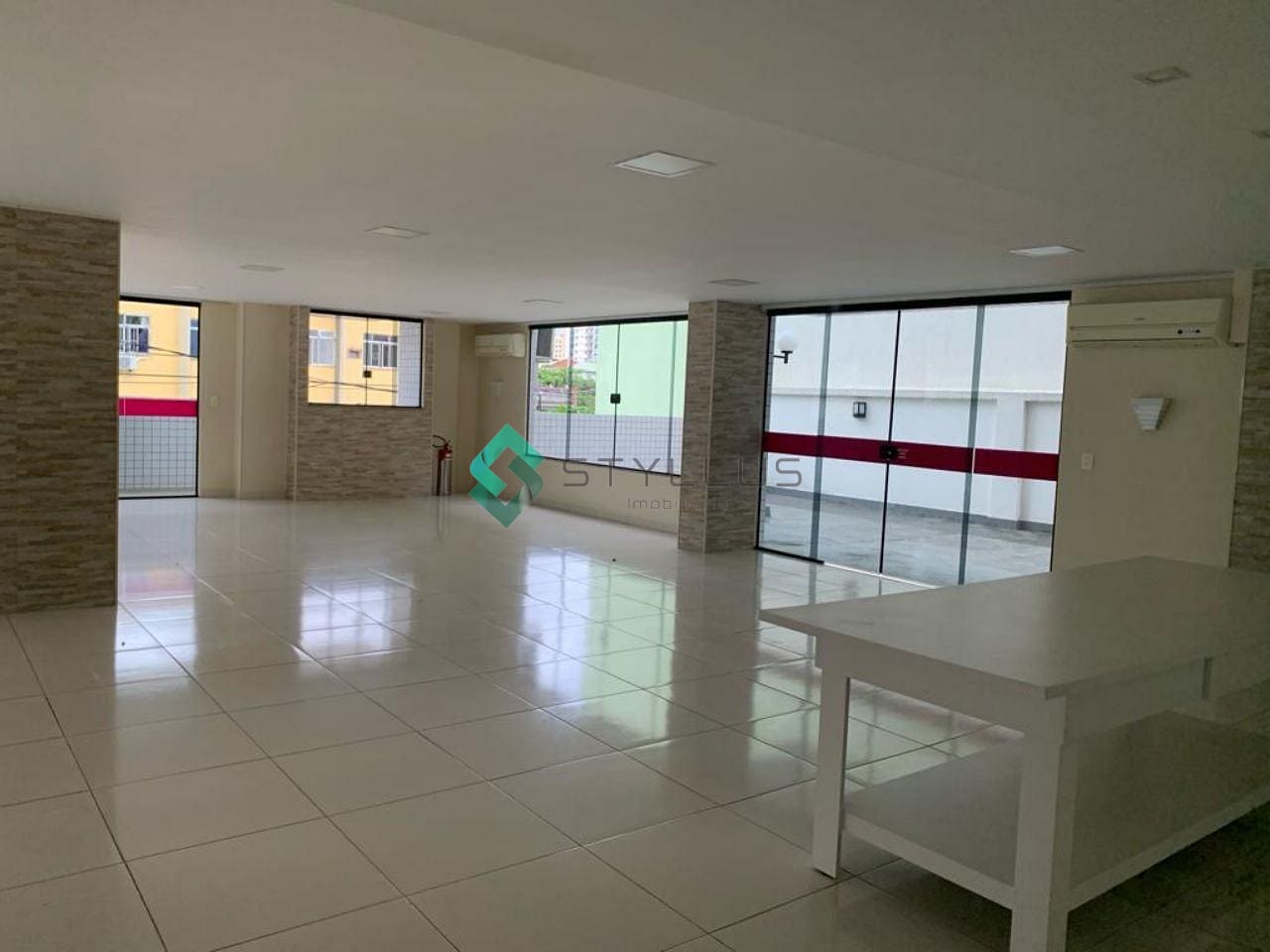 Cobertura para alugar com 2 quartos, 191m² - Foto 2