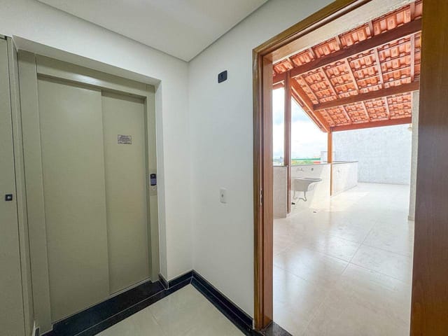 Cobertura / Penthouse com 100m² 2 quartos e 2 banheiros, à venda, no bairro Santa Maria em Santo André